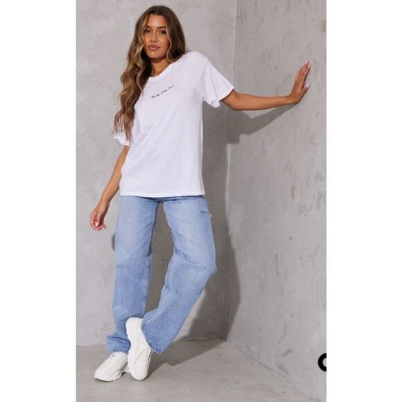 Pretty Little Thing Graphic Tee - Picture 3 of 5